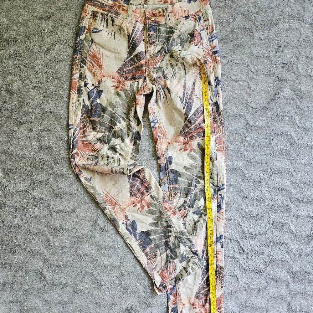 MAC Jeans Island Floral Abstract Cream 7/8 Length Denim 6/28